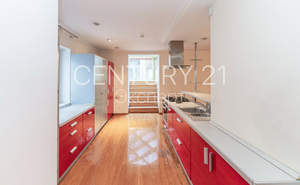 Дом 316м&sup2;, 2-этажный, участок 11 сот.  