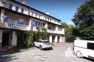 Таунхаус 214м&sup2;, 3-этажный, участок 6 сот.  