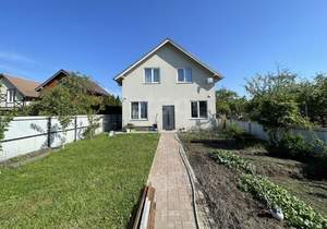 Дом 138м&sup2;, 2-этажный, участок 5 сот.  