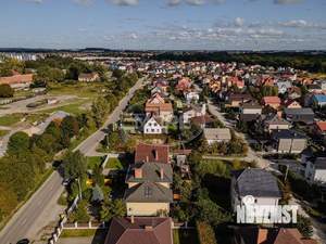 Дом 385м², 3-этажный, участок 9 сот.  