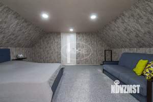 Дом 171м&sup2;, 3-этажный, участок 4 сот.  