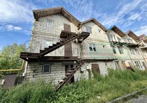 Дом 150м², 3-этажный, участок 1 сот.  
