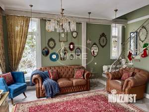 Дом 161м&sup2;, 3-этажный, участок 6 сот.  