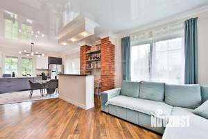 Дом 183м&sup2;, 2-этажный, участок 8 сот.  