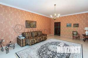 Таунхаус 454м², 4-этажный, участок 6 сот.  