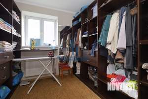 Дом 455м², 3-этажный, участок 1200 сот.  