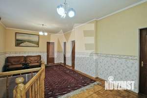 Дом 170м², 2-этажный, участок 4 сот.  