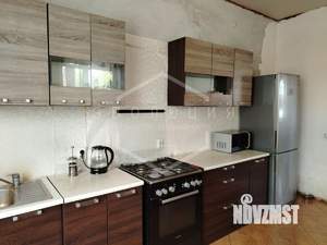 Дом 200м&sup2;, 2-этажный, участок 6 сот.  