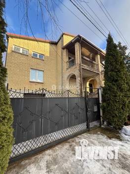 Дом 347м&sup2;, 2-этажный, участок 10 сот.  