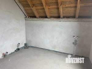 Коттедж 180м², 2-этажный, участок 5 сот.  