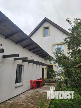 Дом 260м², 3-этажный, участок 8 сот.  