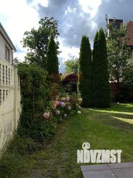 Дом 343м&sup2;, 3-этажный, участок 7 сот.  