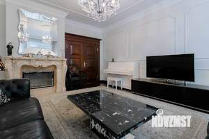 Таунхаус 470м², 3-этажный, участок 3 сот.  