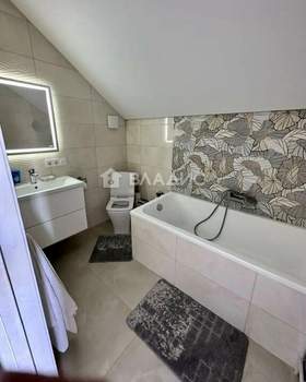 Дом 138м&sup2;, 2-этажный, участок 5 сот.  