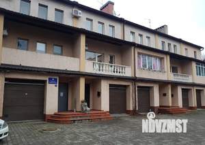 Таунхаус 214м&sup2;, 3-этажный, участок 6 сот.  