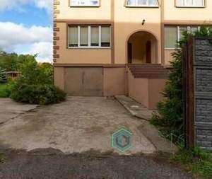 Дом 431м&sup2;, 3-этажный, участок 12 сот.  