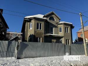 Дом 360м², 2-этажный, участок 6 сот.  