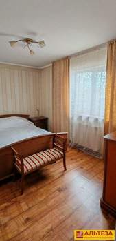 Дом 220м², 2-этажный, участок 6 сот.  