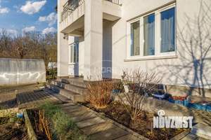 Дом 206м&sup2;, 2-этажный, участок 6 сот.  