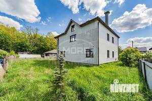 Дом 230м&sup2;, 2-этажный, участок 8 сот.  