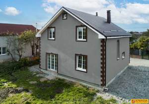 Дом 160м², 2-этажный, участок 4 сот.  