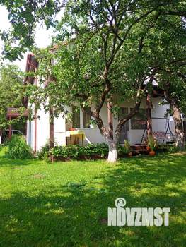 Дом 180м&sup2;, 2-этажный, участок 10 сот.  