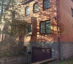 Дом 290м&sup2;, 3-этажный, участок 16 сот.  