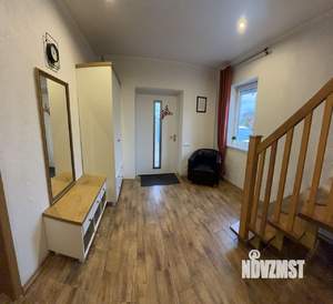 Дом 106м&sup2;, 2-этажный, участок 8 сот.  