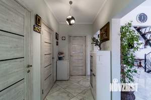 Дом 136м&sup2;, 2-этажный, участок 9 сот.  