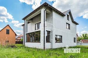 Дом 230м², 2-этажный, участок 8 сот.  