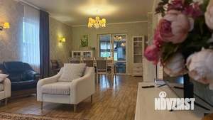 Дом 209м&sup2;, 2-этажный, участок 8 сот.  