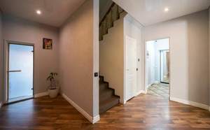 Дом 183м&sup2;, 2-этажный, участок 8 сот.  