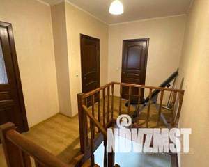 Дом 324м², 2-этажный, участок 6 сот.  