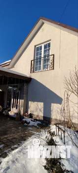 Дом 180м&sup2;, 2-этажный, участок 8 сот.  