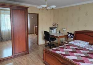 Дом 160м², 3-этажный, участок 6 сот.  