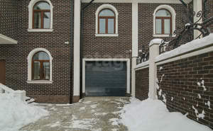 Дом 261м&sup2;, 3-этажный, участок 7 сот.  