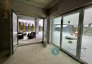 Дом 216м&sup2;, 2-этажный, участок 7 сот.  