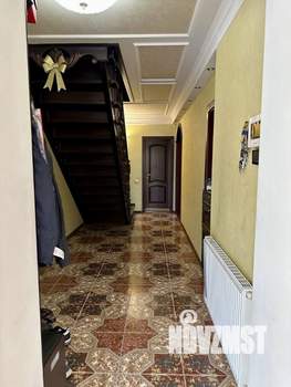 Дом 227м², 2-этажный, участок 5 сот.  