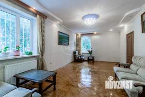 Дом 171м², 2-этажный, участок 4 сот.  