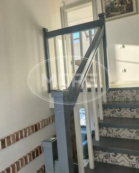 Дом 160м&sup2;, 2-этажный, участок 4 сот.  