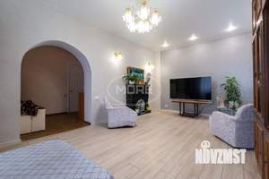 Дом 280м², 2-этажный, участок 5 сот.  