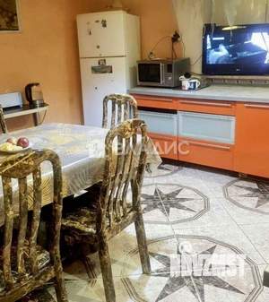 Таунхаус 280м², 3-этажный, участок 4 сот.  