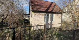 Дом 18м&sup2;, 2-этажный, участок 6 сот.  