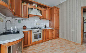 Дом 309м&sup2;, 2-этажный, участок 6 сот.  