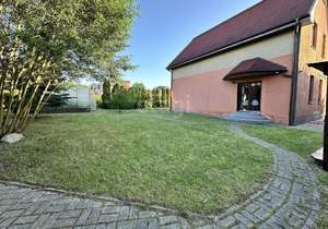 Дом 200м², 2-этажный, участок 6 сот.  