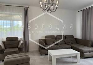 Дом 300м², 2-этажный, участок 6 сот.  