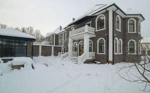 Дом 261м&sup2;, 3-этажный, участок 7 сот.  