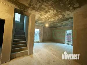 Дом 206м², 2-этажный, участок 4 сот.  