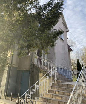 Дом 226м², 3-этажный, участок 7 сот.  