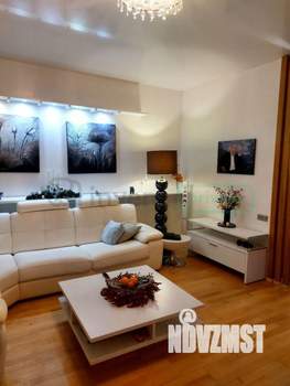 Таунхаус 160м&sup2;, 3-этажный, участок 2 сот.  